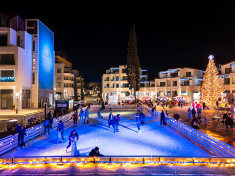 Open-Air Ice Rink in the Heart of Portonovi